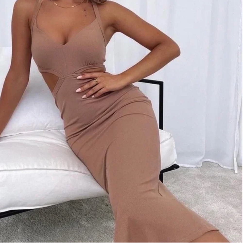 White Fox Midi Brown/Nude Cut Out Dress